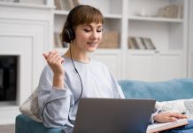 Online tanulás otthon: így válaszd ki a számodra ideális megoldást