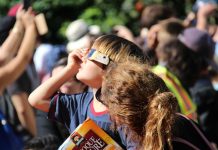 Holnapi napfogyatkozás 2026.08.12-én: így nézd meg biztonságosan Napfogyatkozás 2026.08.12